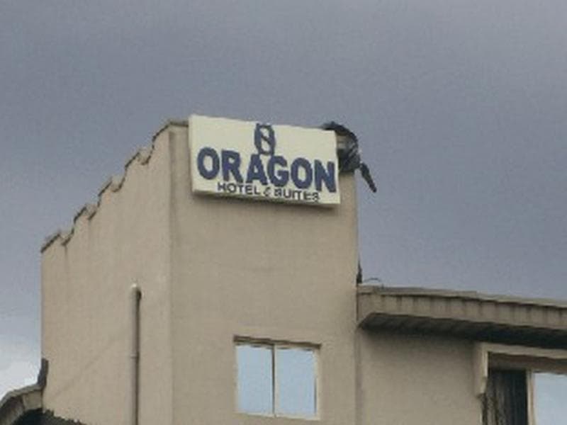 Oragon Hotel & Suites 3