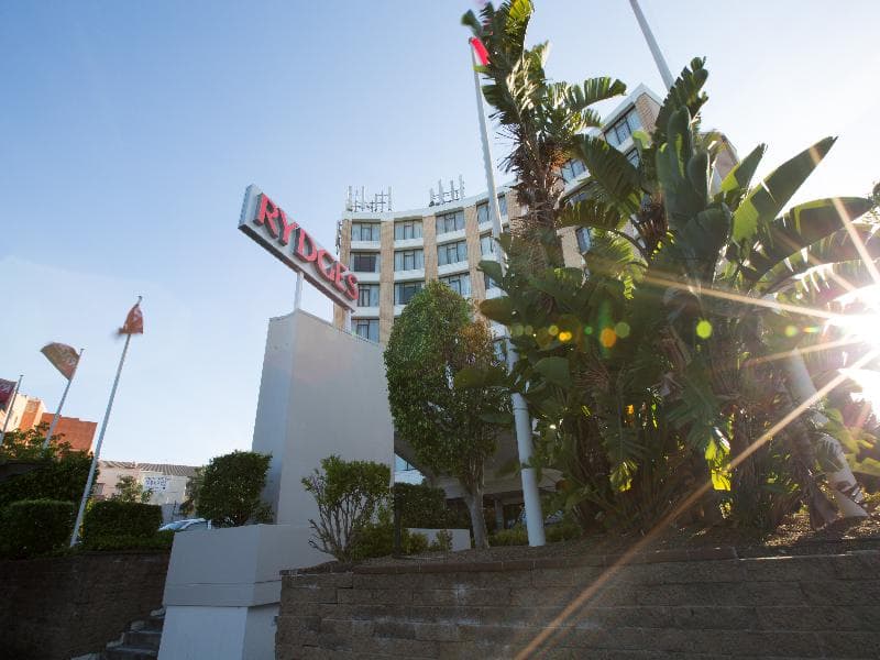 Rydges Camperdown 1