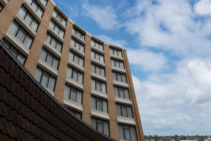 Rydges Camperdown 2