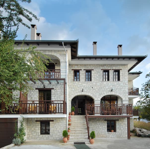 Mikri Arktos photo 1