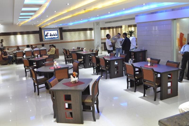 Taj Inn Hotel 4