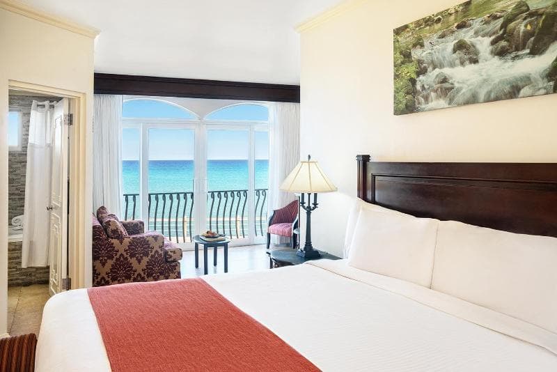 Jewel Paradise Cove Adult Beach Resort & Spa – All Inclusive 4