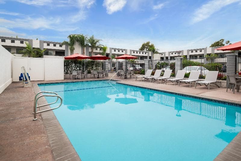 Solara Inn & Suites 3