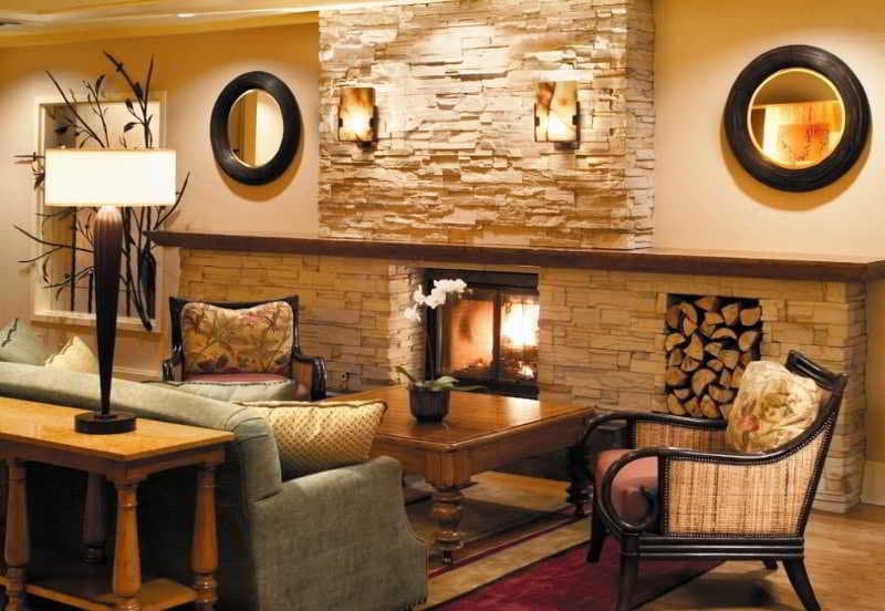 Toll House Hotel 4