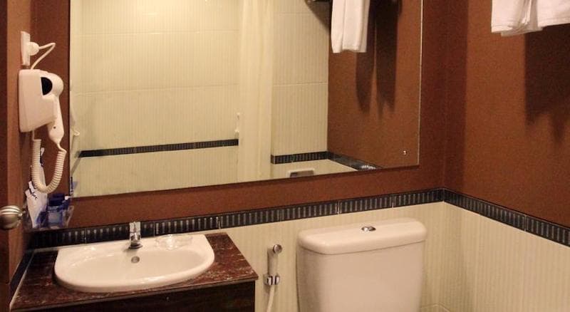 Tjokro Hotel Klaten 3