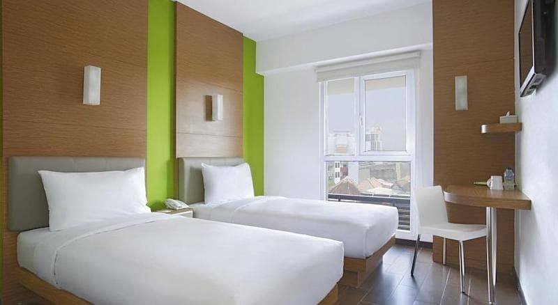 Amaris Hotel Embong Malang 5