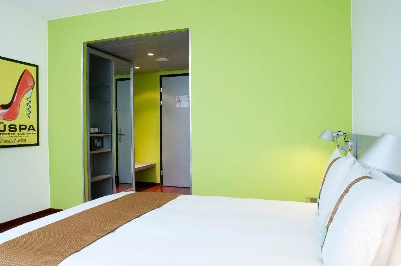 Holiday Inn Zurich Messe 3