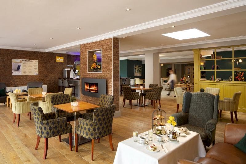 The Springhill Court Hotel 4