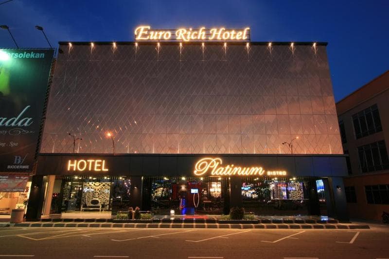 Artz Hotel 5