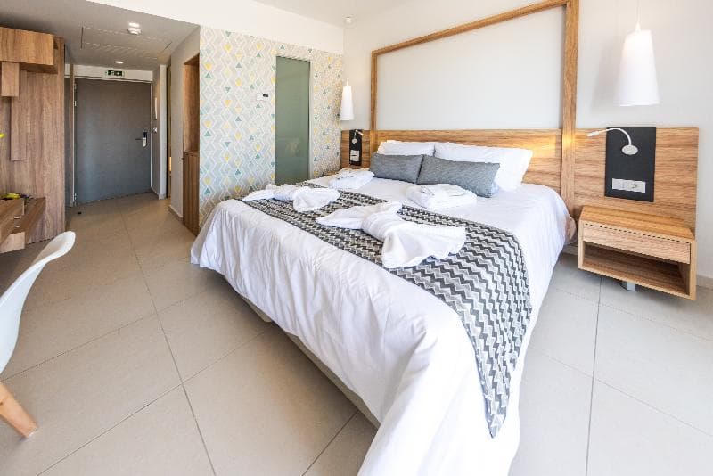 Kiani Beach Resort 5