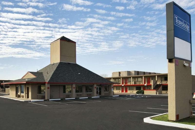 Econo Lodge Phoenix North I-17 2