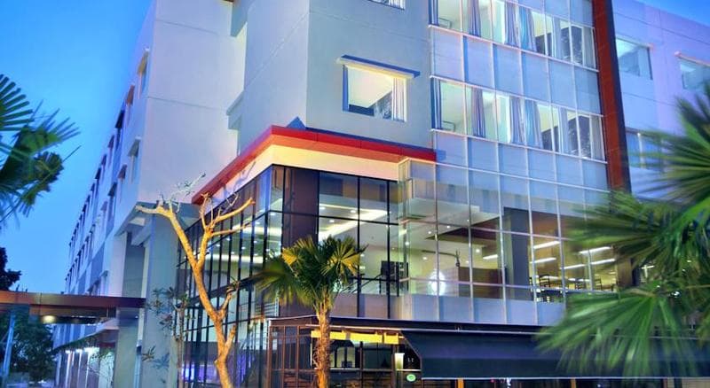 Hotel Neo Candi Semarang 3