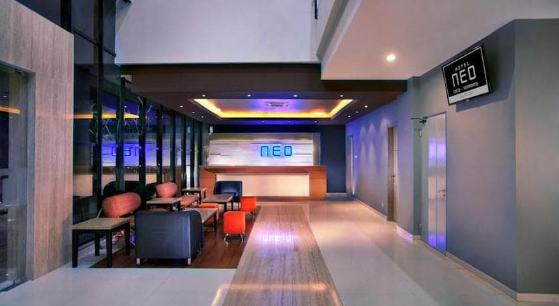 Hotel Neo Candi Semarang 5