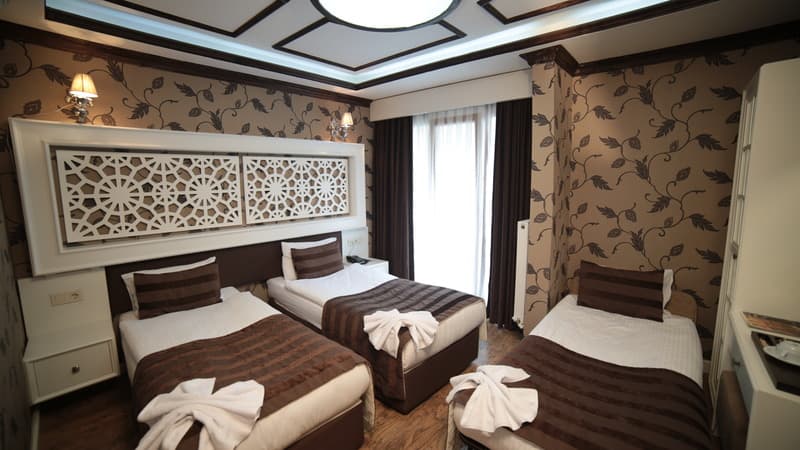 Hotel Black Tulip 2