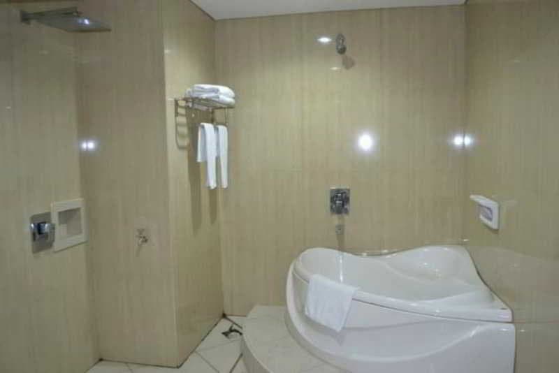 Zahra Syariah Hotel 5