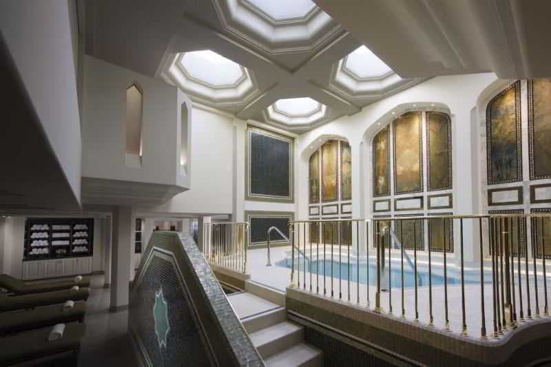 The Maybourne Beverly Hills photo 1