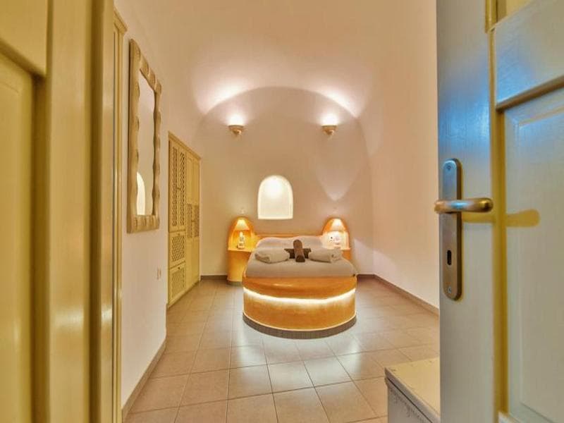 Chroma Suites 4