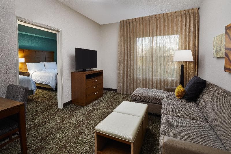 Staybridge Suites Orlando Airport South 3