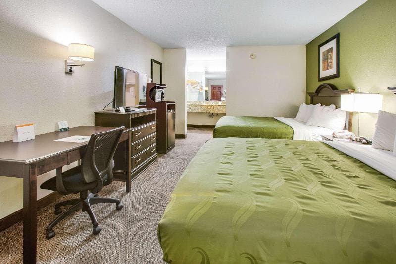 Quality Inn Fort Campbell 4