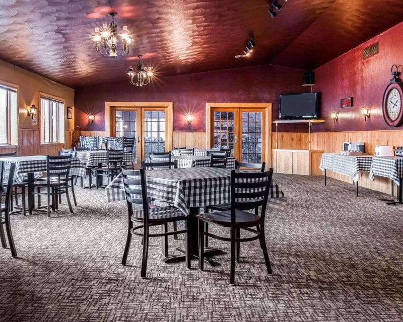 Quality Inn & Suites Munising Wetmore Mi main