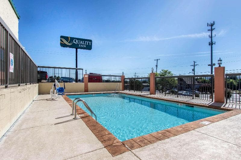Quality Inn Hixson 4