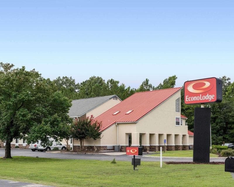 Econo Lodge Benns Church 5