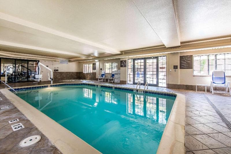 Comfort Suites Golden West On Evergreen Parkway 4