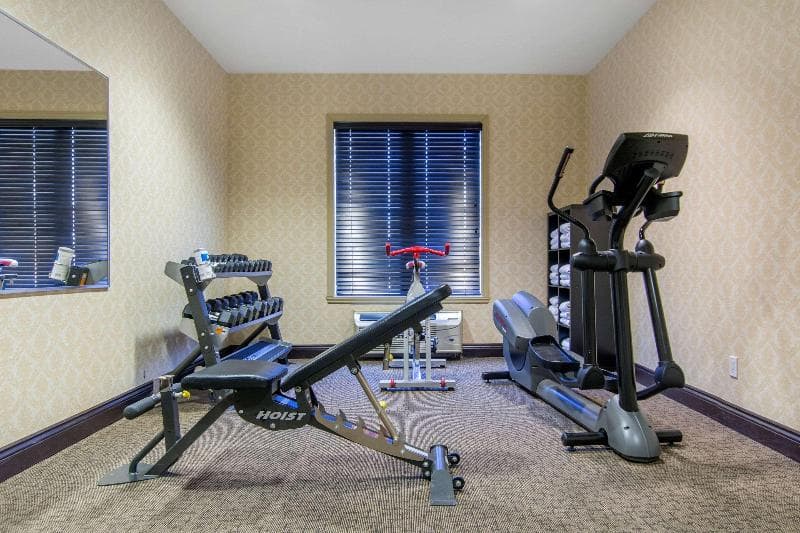 Comfort Inn & Suites photo 1