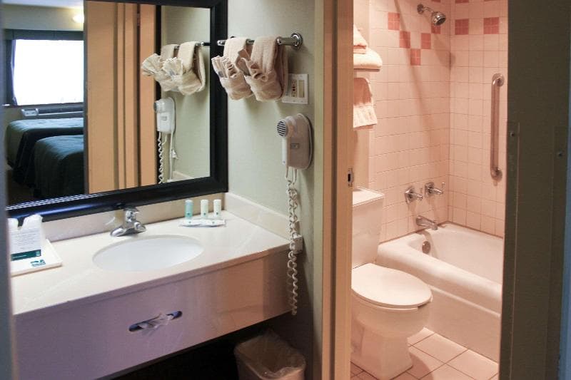 Quality Inn Navajo Nation Capital 3