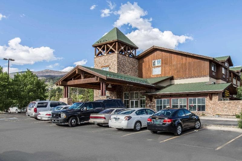 Quality Inn & Suites Summit County 2