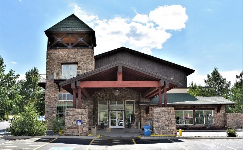Quality Inn & Suites Summit County 4