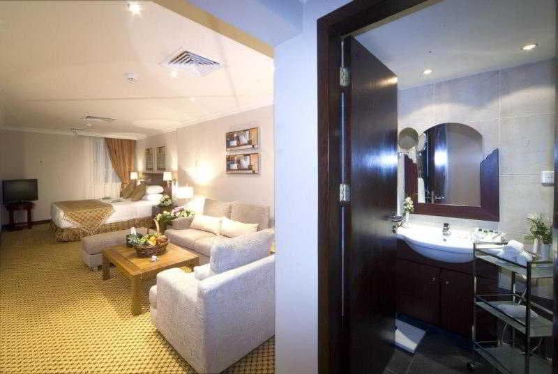 Golden Tulip Al Khobar 3