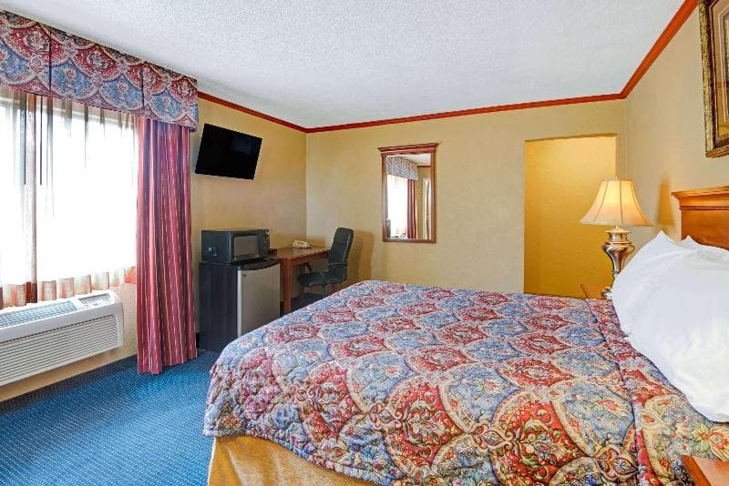 Days Inn By Wyndham Albuquerque Downtown 3