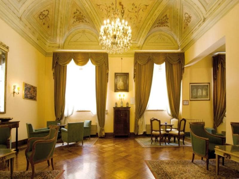 Palace 4