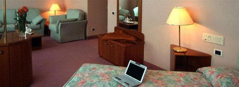 Hostellerie Du Cheval Blanc photo 1