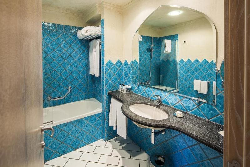 Therasia Resort Sea & Spa (Adults Only) 4