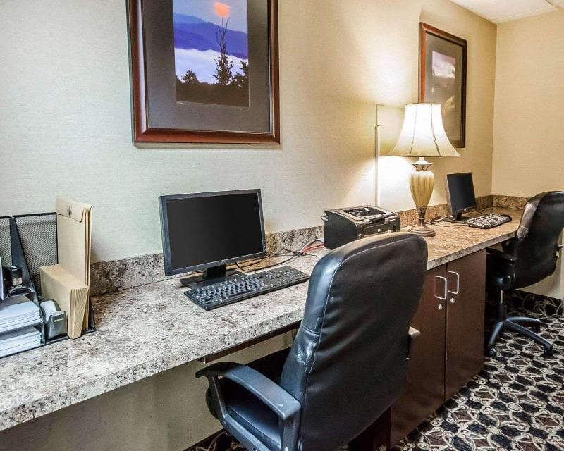 Comfort Suites Prestonsburg West 1