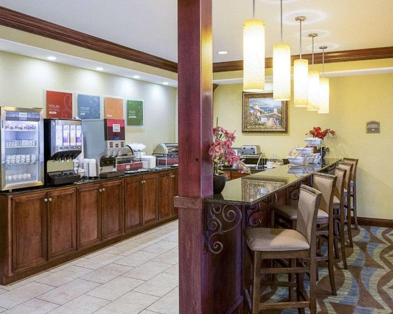 Comfort Suites 5