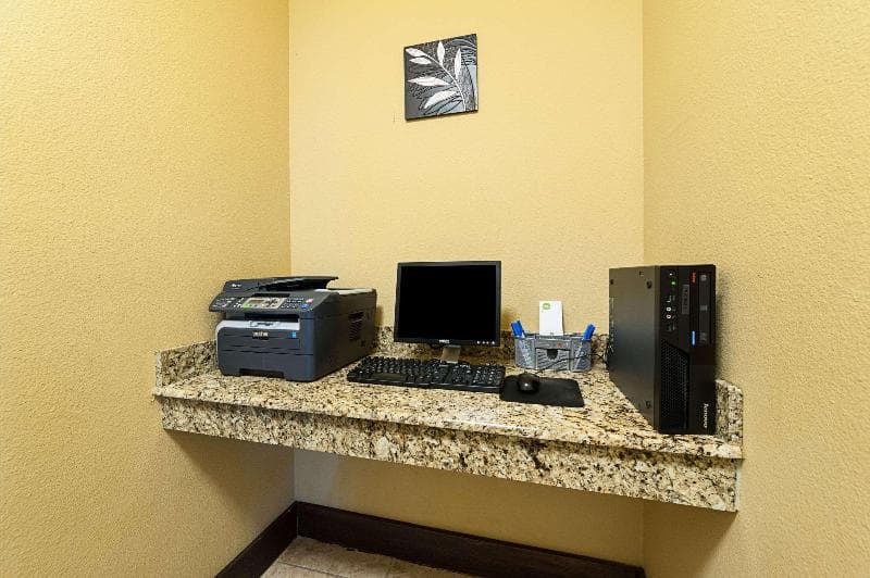 Spark by Hilton Opelousas main