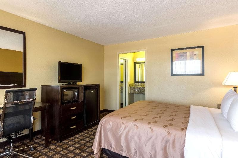 Quality Inn & Suites Baton Rouge West - Port Allen 2
