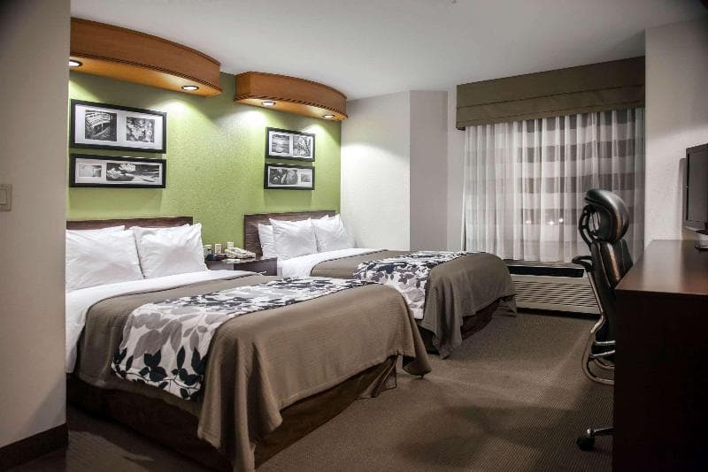 Sleep Inn & Suites 2