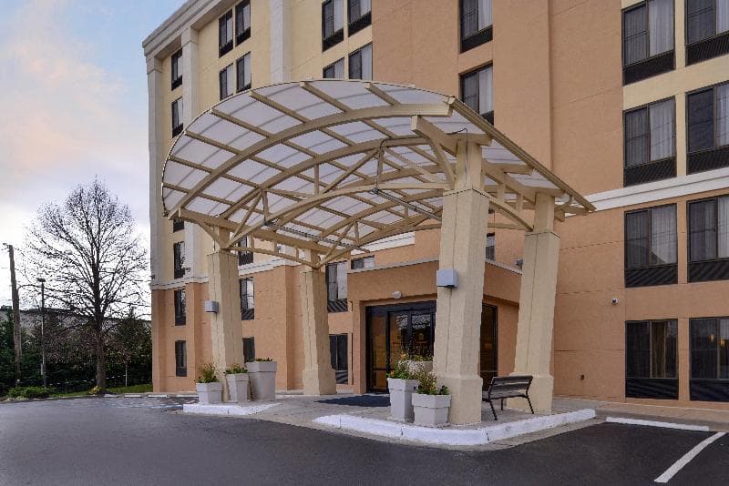 Holiday Inn Express Hunt Valley 2
