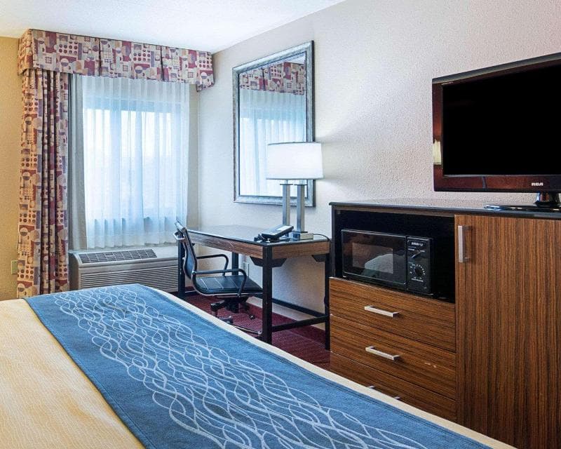 Comfort Inn Oxon Hill 4