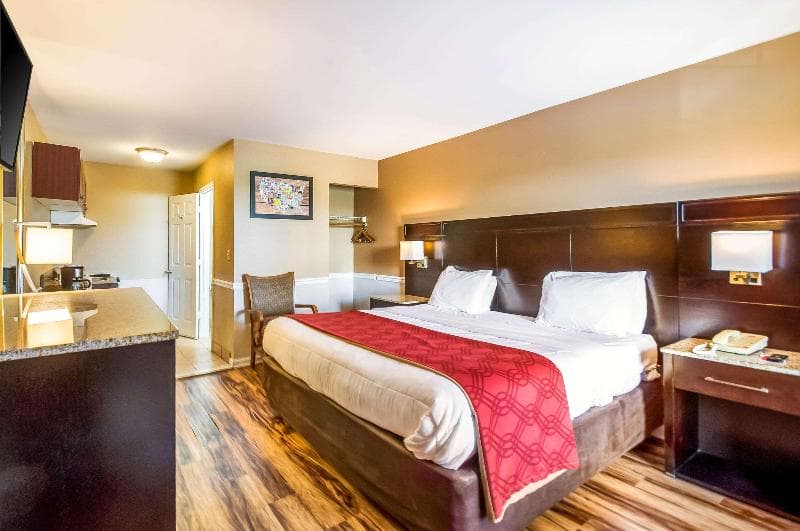 Econo Lodge Princess Anne 2