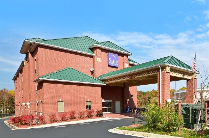 Sleep Inn & Suites Upper Marlboro near Andrews photo 1