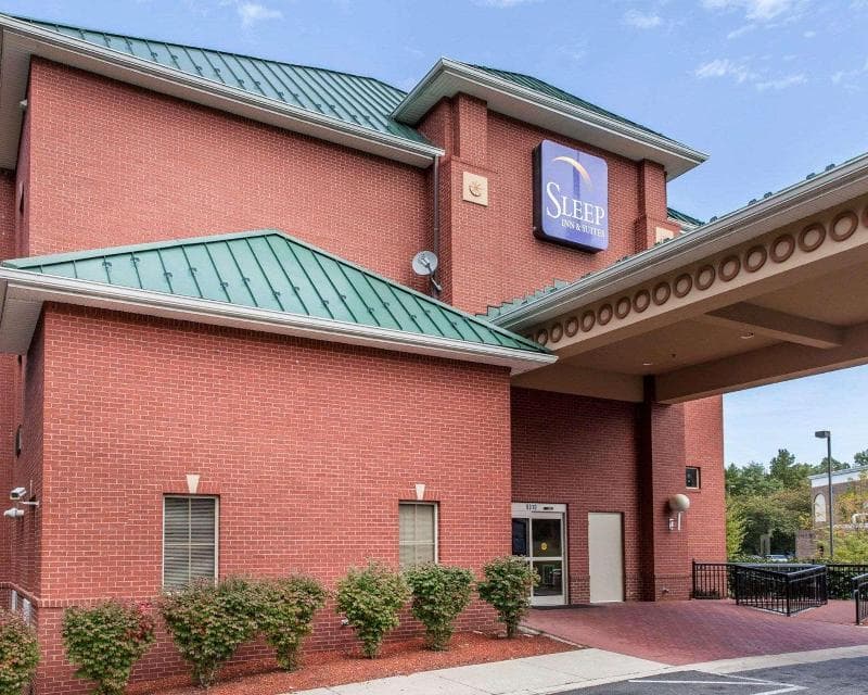 Sleep Inn & Suites Upper Marlboro near Andrews 4
