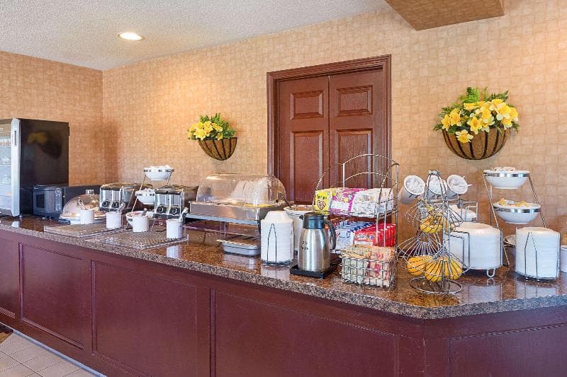 Sleep Inn And Suites Acme - Traverse City 2