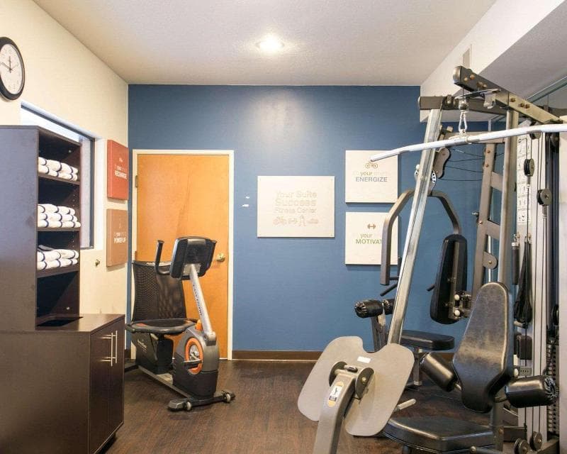 Comfort Suites Benton Harbor - St. Joseph 1