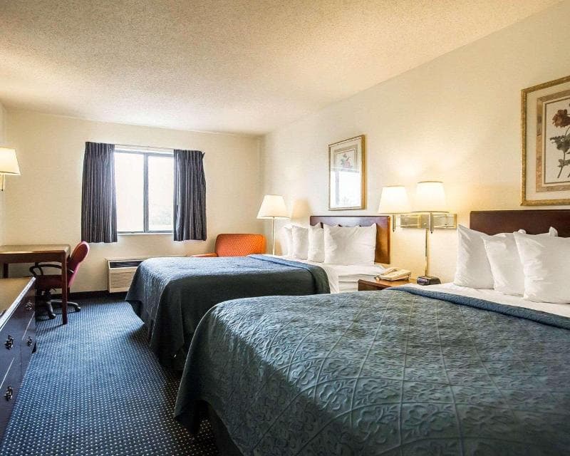 Quality Inn Dundee 4