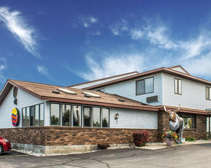 Comfort Inn Manistique 2
